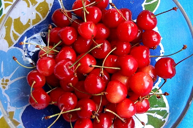 Cherry071012 (112k image)